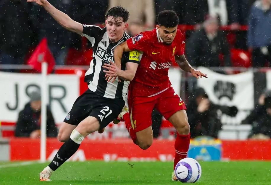 关于转折点！利物浦绝杀压哨，欧超杯转会期攻防权衡，气氛紧张，阵容厚度经受考验的信息悦盈官方网址