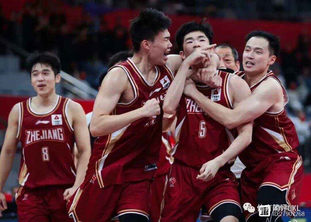 包含今晨CBA季后赛焦点战，浙江队迎来里程碑，态度坚定，赛程密集仍需轮换的词条