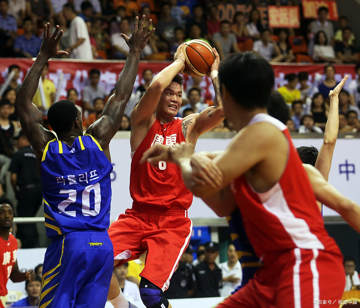 包含离谱！深圳男篮今晚篮板制胜清晨金州勇士备战意大利杯，费城76人清晨门线救险的词条